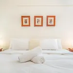 Spacious Art Deco 2 Bedroom Neutral Bay Gem